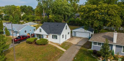 8924 Cedar Lake Road S, Saint Louis Park