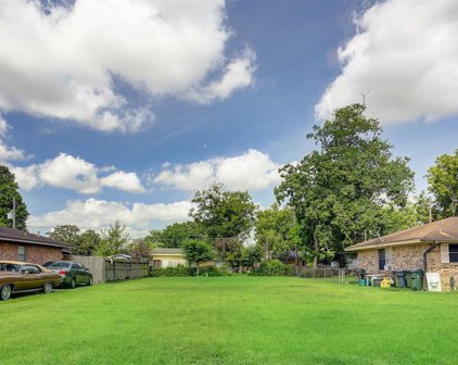 519 Ash Street, Sugar Land