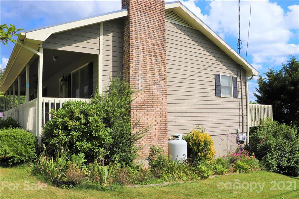 1366 Jupiter Road, Weaverville, 28787