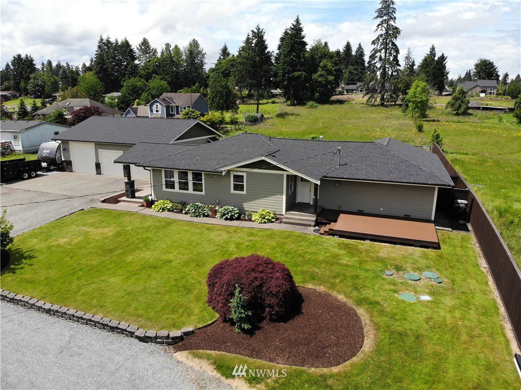 11810 Woodland Ave E, Puyallup, WA 98373