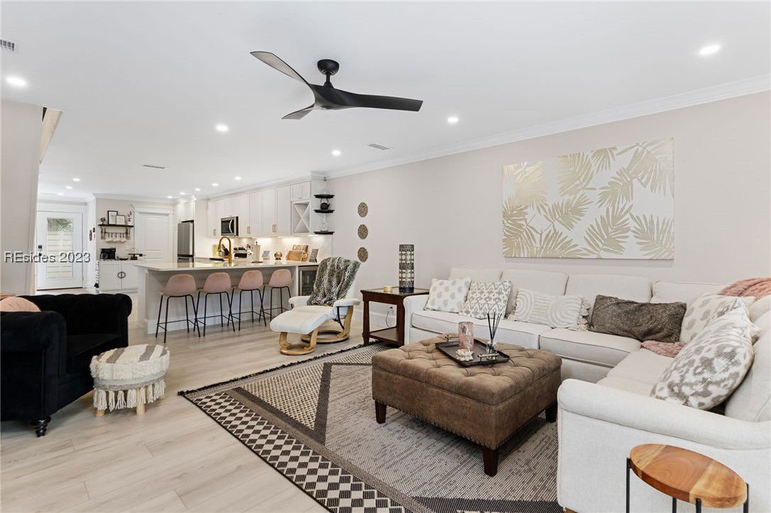 For Sale 63 Shipyard Drive Unit 405, Hilton Head Island 2 Bedroom