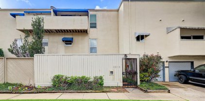 2010 Nantucket Drive Unit 3, Houston