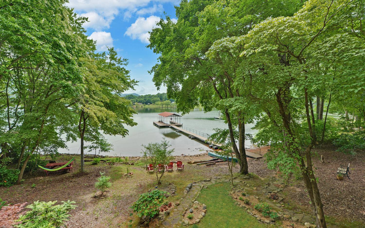 950 Dogwood Trail, Hiawassee, 30546