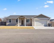 1940 W 39th Ave, Kennewick image