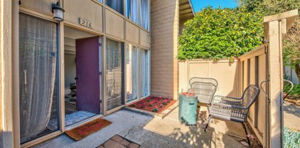 451 Dela Vina AVE 216, Monterey