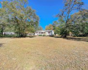 324 Tumbler Avenue, Cross image