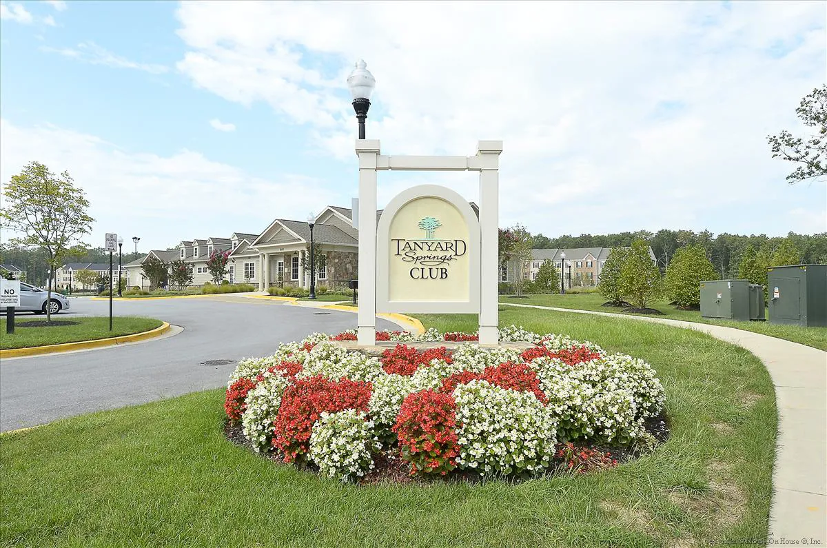 Tanyard Springs Glen Burnie real estate clubhouse