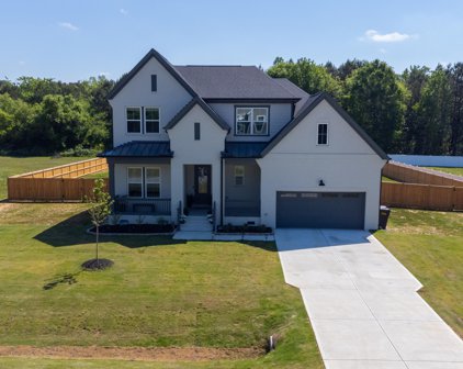 215 Scotland, Youngsville