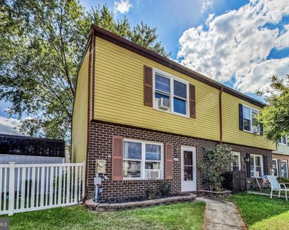 801 Ewing Dr, Westminster