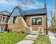 6053 W Eddy Street, Chicago image