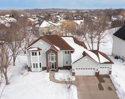 3930 Black Oaks Lane N, Plymouth