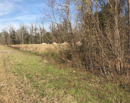 660 N Jacob Smart Boulevard, Ridgeland
