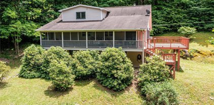 3974 Beech Mountain Road, Elk Park