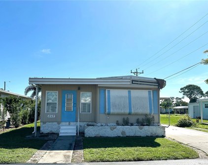 847 Winterest Drive, North Fort Myers