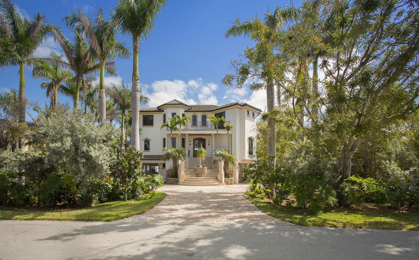 49 Cannon Royal Drive, Shark Key, 33040