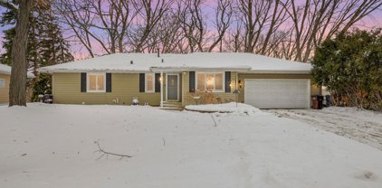 8489 Meadow Lake Road N, New Hope