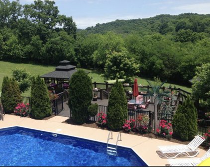 121 N Wynridge Way, Goodlettsville