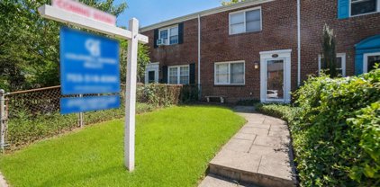 109 Mount Vernon Ave, Alexandria