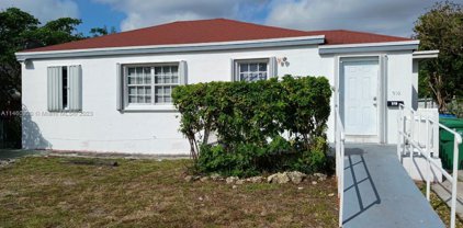 510 Nw 32nd Ct, Miami