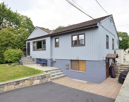 10 Stone Avenue, Ossining