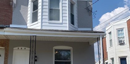 225 Pusey Ave, Collingdale