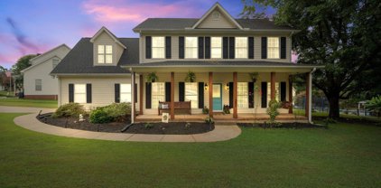 302 Oak Wind Circle, Greer
