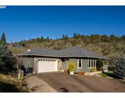 1717 NE SHALE CT, Roseburg image