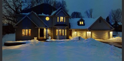 9481 Abbott Court, Eden Prairie