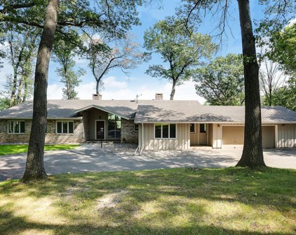 8 N Mallard Road, North Oaks