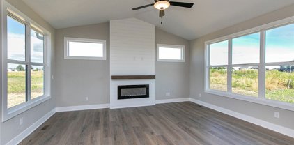 305 NW Horan Court, Waukee