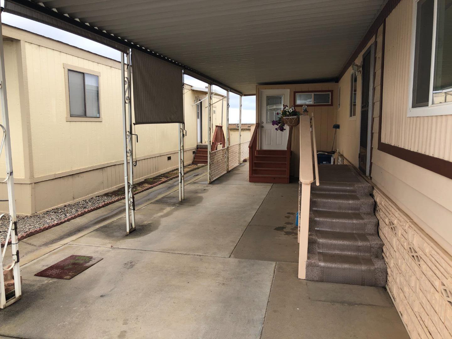 Salinas Real Estate Salinas Home for Sale with 2 bedrooms and 1 baths