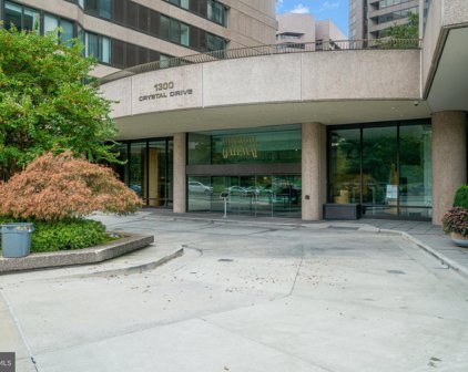1300 Crystal Dr Unit #905S, Arlington