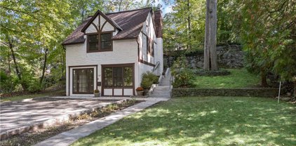 337 N State Road, Briarcliff Manor