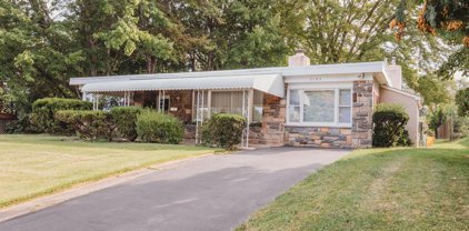 2153 Kingswood Ln, Broomall
