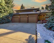 95 Bel-Aire Place Sw, Calgary image