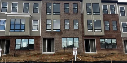 223 Summit Point Blvd, Bowie