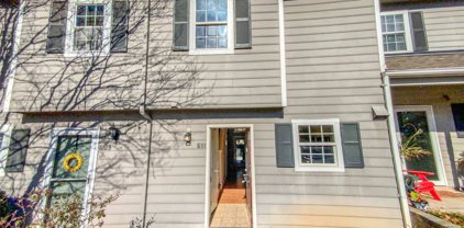 6111 Heath Ridge  Court, Charlotte