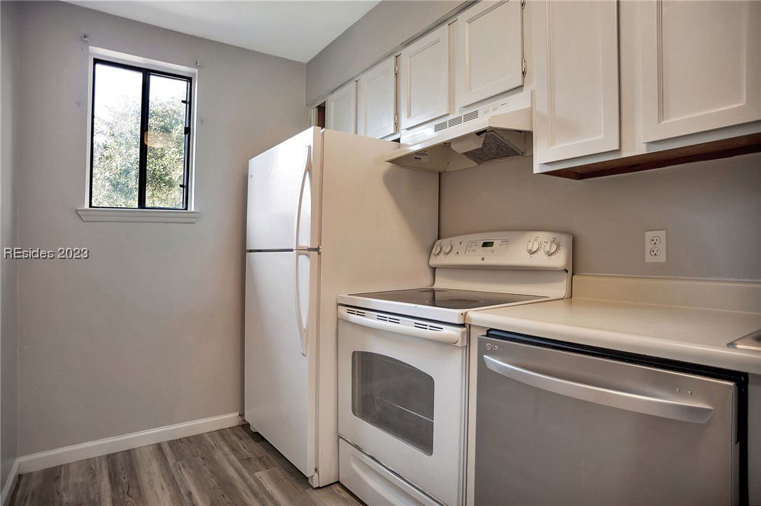 For Sale 156 Dillon Road Unit 322, Hilton Head Island 2 Bedroom, 3