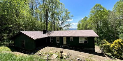 686 Will Perry Road, Vilas