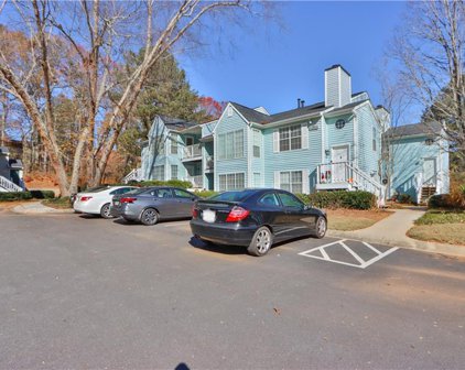 908 Glenleaf Drive, Peachtree Corners