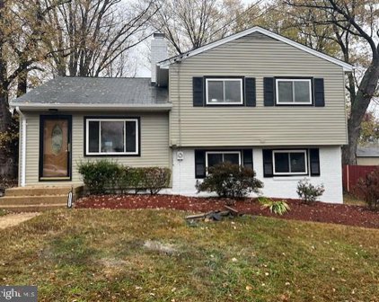 13213 Hill Ct, Woodbridge