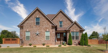 1972 Rolling Meadow Ln, Chapel Hill