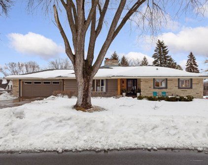1100 Wills Place, Golden Valley