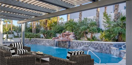 8121 Sapphire Bay Circle, Las Vegas