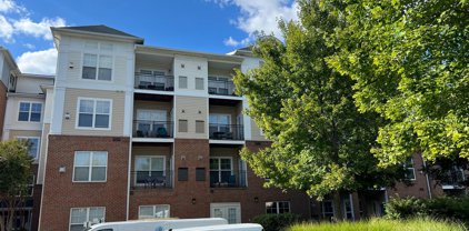 3830 Lightfoot St Unit #128, Chantilly