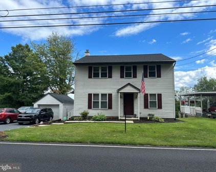 250 W Ridge Rd, Elizabethtown