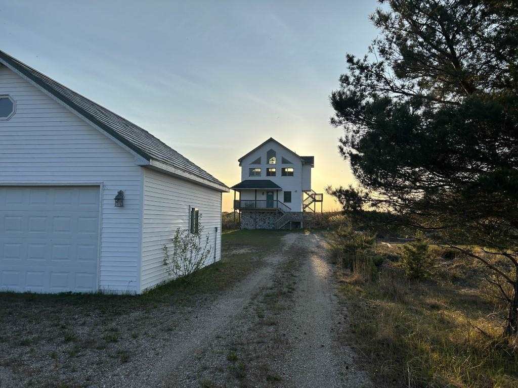 8783 Sturgeon Bay Drive, Harbor Springs, 49740