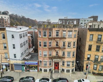 8 Highland Avenue, Yonkers