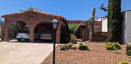 515 W Camino Del Poso, Green Valley