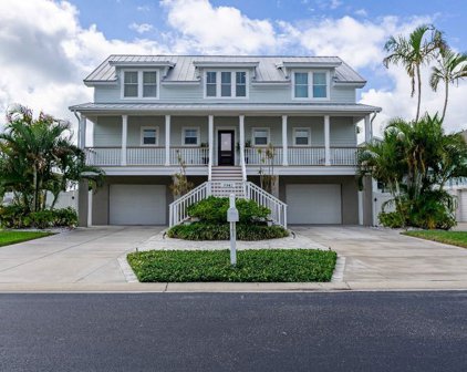 5942 Bayview Circle S, Gulfport